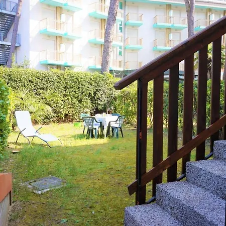 Spetacular On Two Floors With Garden 10 Minutes From The Sea *